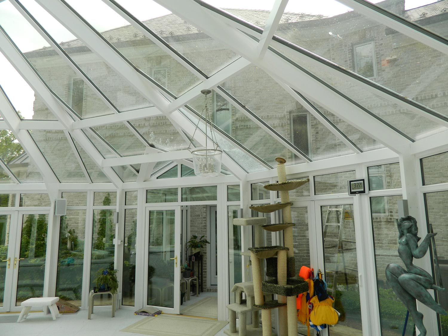 5 Bay Victorian Pool Enclosure